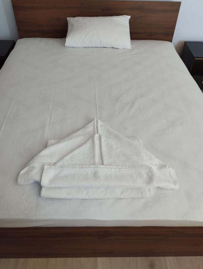 Alfa Guest Rooms With Parking Warna Exterior foto