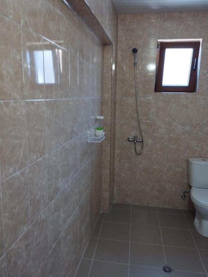 Alfa Guest Rooms With Parking Warna Exterior foto
