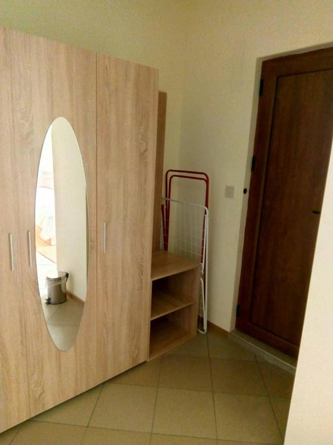 Alfa Guest Rooms With Parking Warna Exterior foto